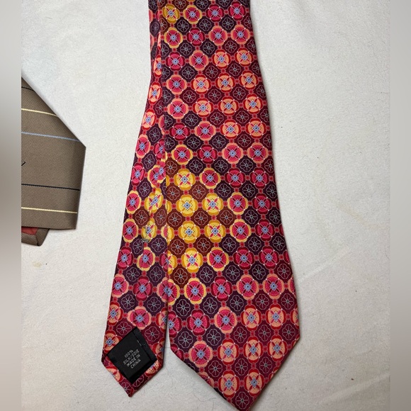 Geoffrey Beene Multi colored Especially soft Silk Tie Pink Orange Red - Picture 3 of 10